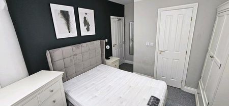 4 bedroom house share to rent - Photo 4