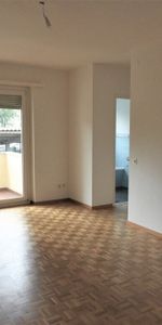 Luminoso 2.5 locali in zona strategica a Locarno - Foto 3