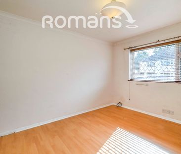 2 bedroom maisonette to rent - Photo 4