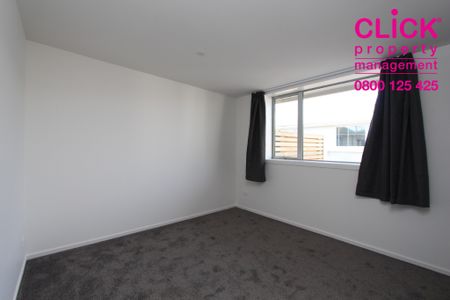 Recently Renovated Double Glazed Cosy 2 Bed Flat - Photo 5