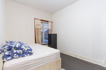 4 Bed Flat, Swan Lane, CV2 - Photo 5