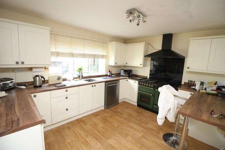 Swan Grove, Chappel, CO6 - Photo 5