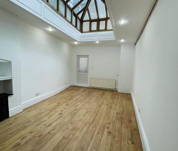 Studio Flat, Shoreditch High Street, E1 - Photo 1