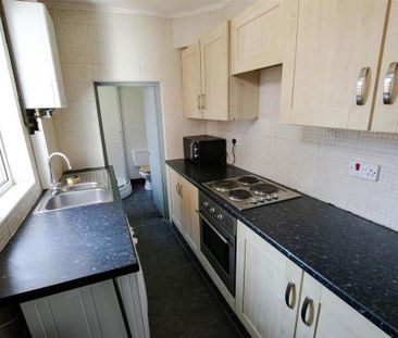 2 bedroom house to rent - Photo 3