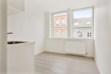 Skøn lejlighed tæt på alt - Foto 4