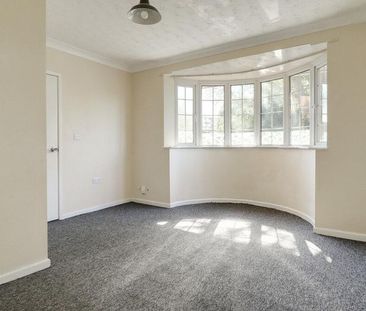 3 bedroom end of terrace house to rent - Photo 1