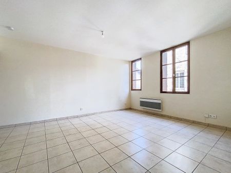 Location Appartement 2 pièces 57m² STE FOY LA GRANDE 33220 - Photo 4