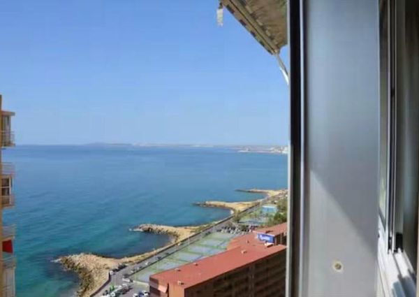One-bedroom apartment for rent with parking and sea views – Albufereta, Alicante