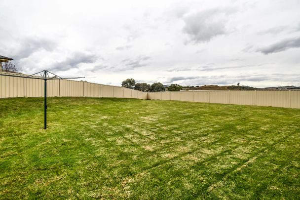 36 Discovery Drive, Orange. - Photo 1