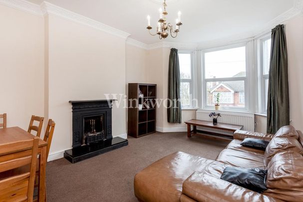 3 bedroom apartment to rent - Photo 1