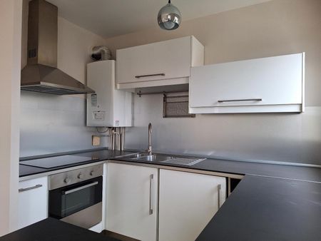 Location Appartement 1 pièce 34m² FONTAINE LES DIJON 21121 - Photo 4