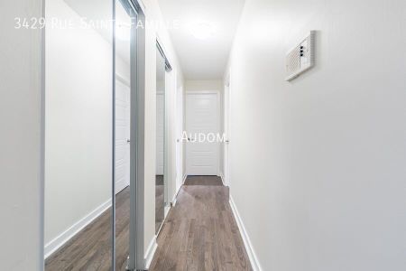 3429 Rue Sainte-Famille - 1 - Photo 5