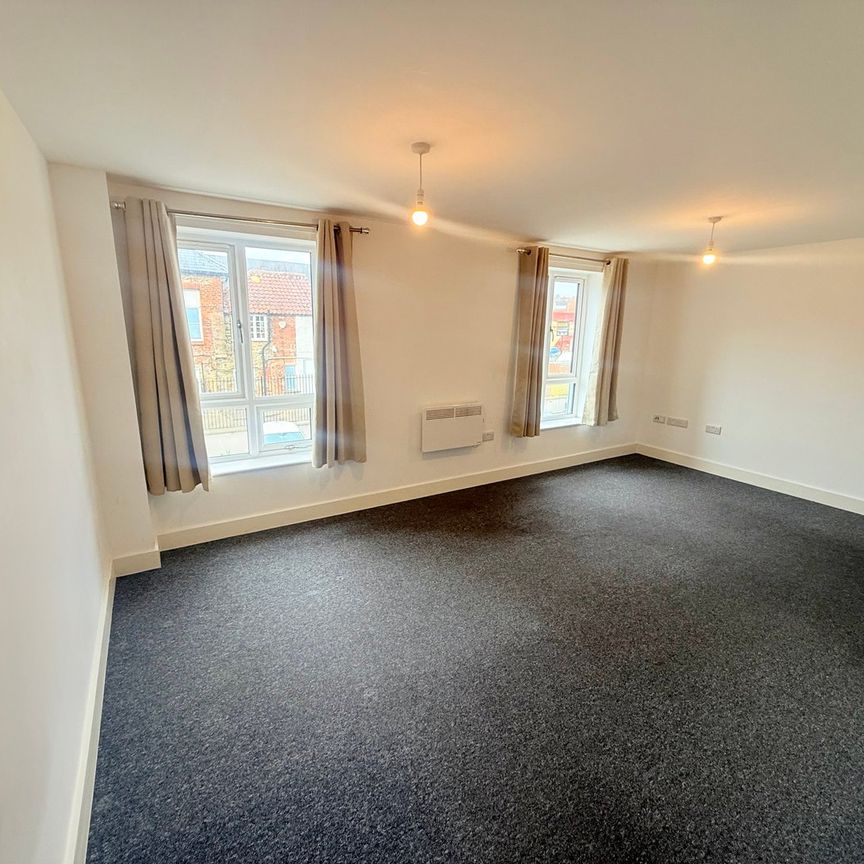 Newton Road, Yeovil, Somerset - Photo 1