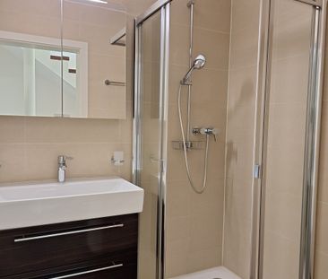 Villa de 4.5 pièces avec grand balcon et vue lac et montagne - Photo 6