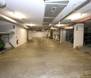 Zentrum • 2-Raum Wohnung • Dachgeschoss • Fahrstuhl • Chemnitz • St... - Photo 6