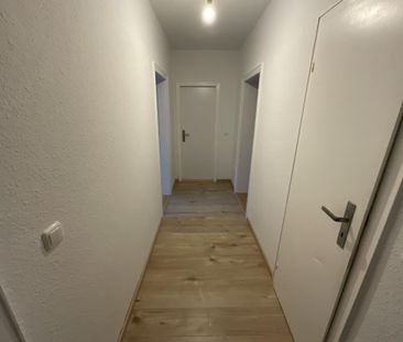 Renovierte 3-Zimmer-Wohnung mit Balkon in Varel! - Photo 5