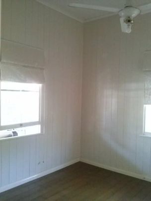 “Central location - $550 per week” - Photo 1