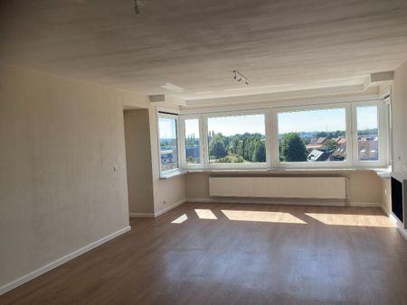 Ruim appartement met 3 slaapkamers te huur centrum Waregem - Photo 4