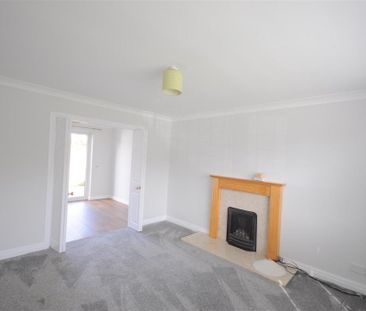 3 bedroom detached house to rent - Photo 6