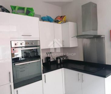 1 bedroom in a house share to rent - Photo 4