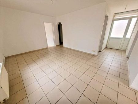 CHARMES (88130) - Appartement - Photo 2