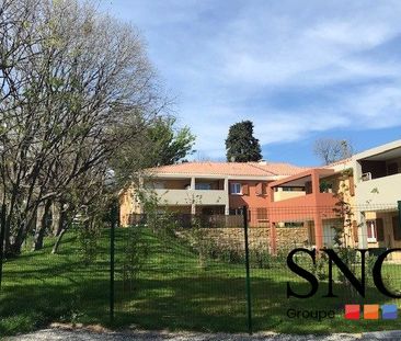 STUDIO AVEC TERRASSE ET PARKING - Photo 2