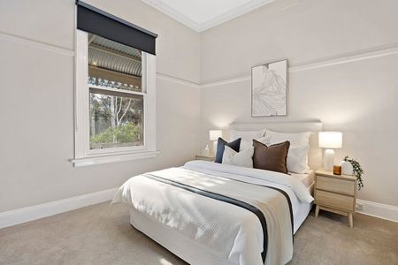 Beautifully presented home in prestigious Quarry Hill - Photo 2