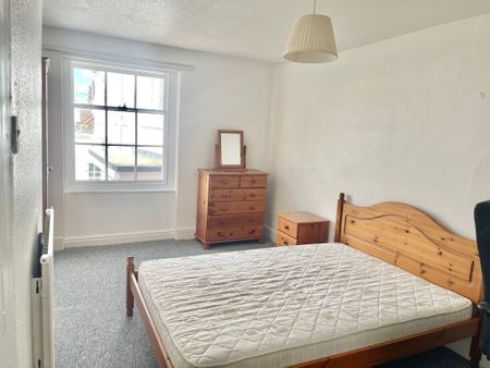 4 bedroom Four Double Bedroom Student Property to rent - Photo 5