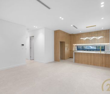Modern & Spacious Three Bedroom Living - Photo 5