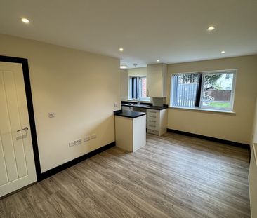 1 Bed Flat, Burgess Road, LE2 - Photo 5