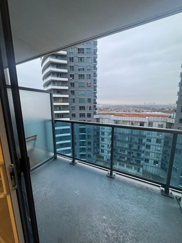 For Lease - 7165 Yonge Street Unit# 1411, Markham, Ontario - Photo 2