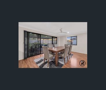 Spacious Two-Storey Family Home in Fernbrooke Estate! - Photo 2