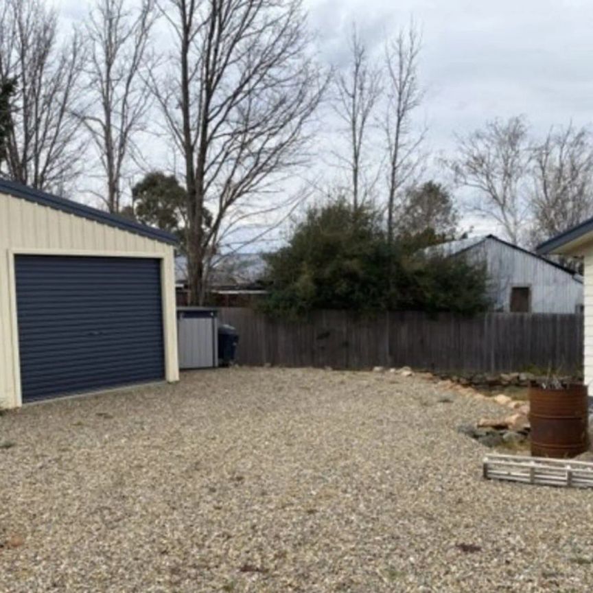 8 Hoskin Street, Berridale. - Photo 1