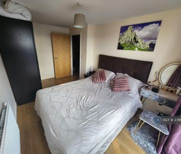 2 bedroom penthouse to rent - Photo 5