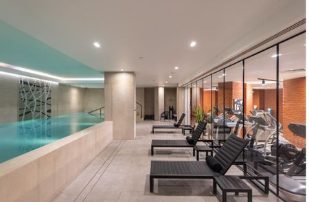 1 Bed Flat, Keybridge Tower, SW8 - Photo 5