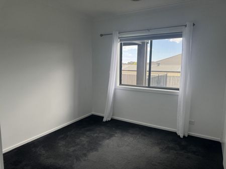 West End Luxury - Photo 4
