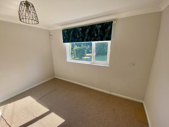 4 bedroom detached house to rent - Photo 1
