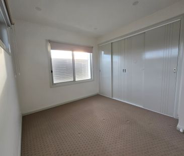 Oakleigh East - Photo 4