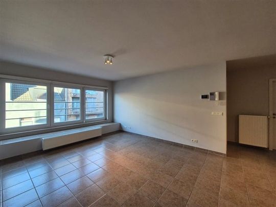 Appartement te huur - Photo 1