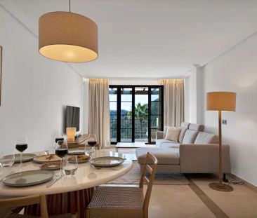 Alquiler de ático en Urbanizacion la finca s/n - Photo 4