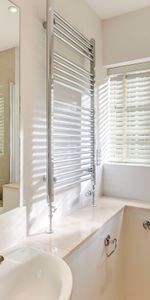 Two bedroom Two Bathroom Apartment – Fulham Road, London, SW3 6SH - Photo 4