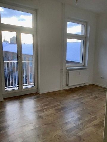 Helle 2-Zimmer-Wohnung mit 2 Balkonen - Foto 3