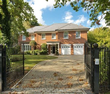 A beautifully presented 6 bedroom detached family home situated beh... - Photo 3