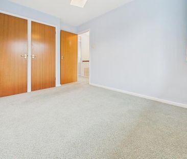 3 bedroom detached house to rent - Photo 4