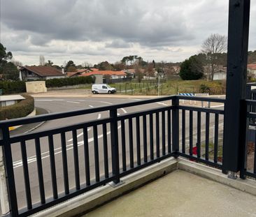 Location Appartement 2 pièces 42m² - Photo 5