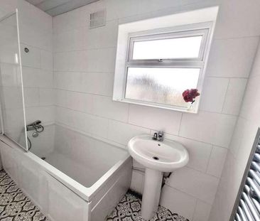 Hawes Avenue, Bradford, BD5 - Photo 2