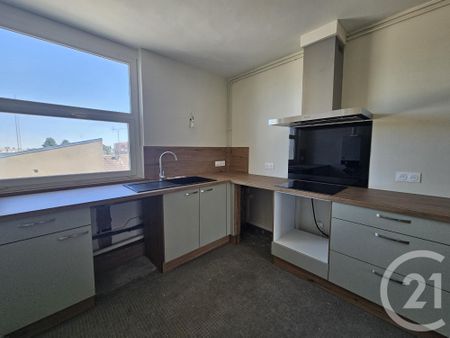 Location Appartement 3 pièces 64m² CHATEAUROUX 36000 - Photo 3