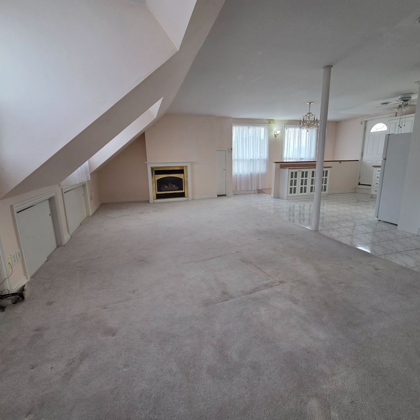 For Lease - 132 Victoria Street, Port Hope, Ontario - Photo 1