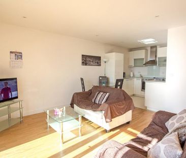 1 bedroom apartment to rent - Photo 1