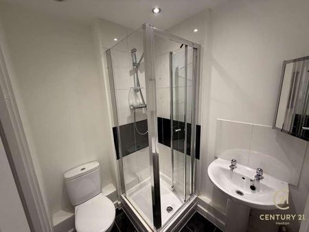 Thornhill Court, Maplin Park, Slough, SL3 - Photo 5